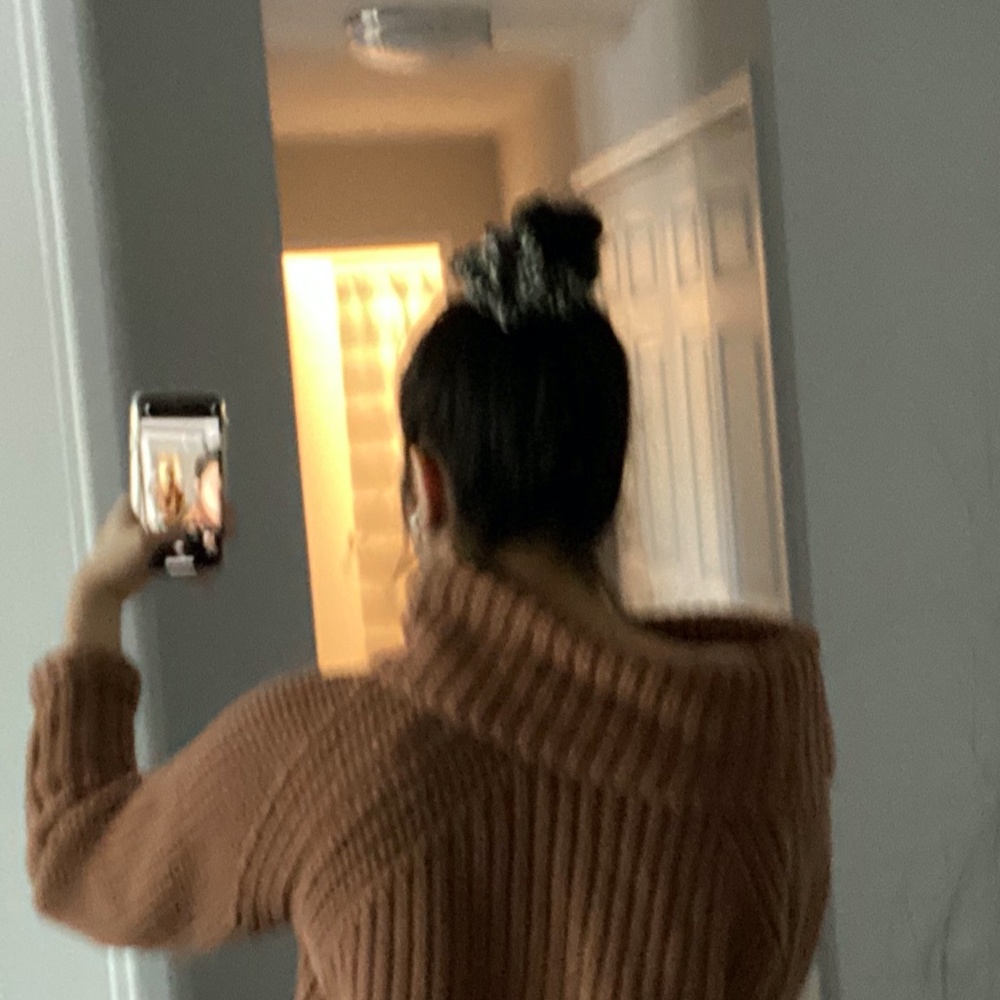WINTER SWEATER - Picture 3 of 3